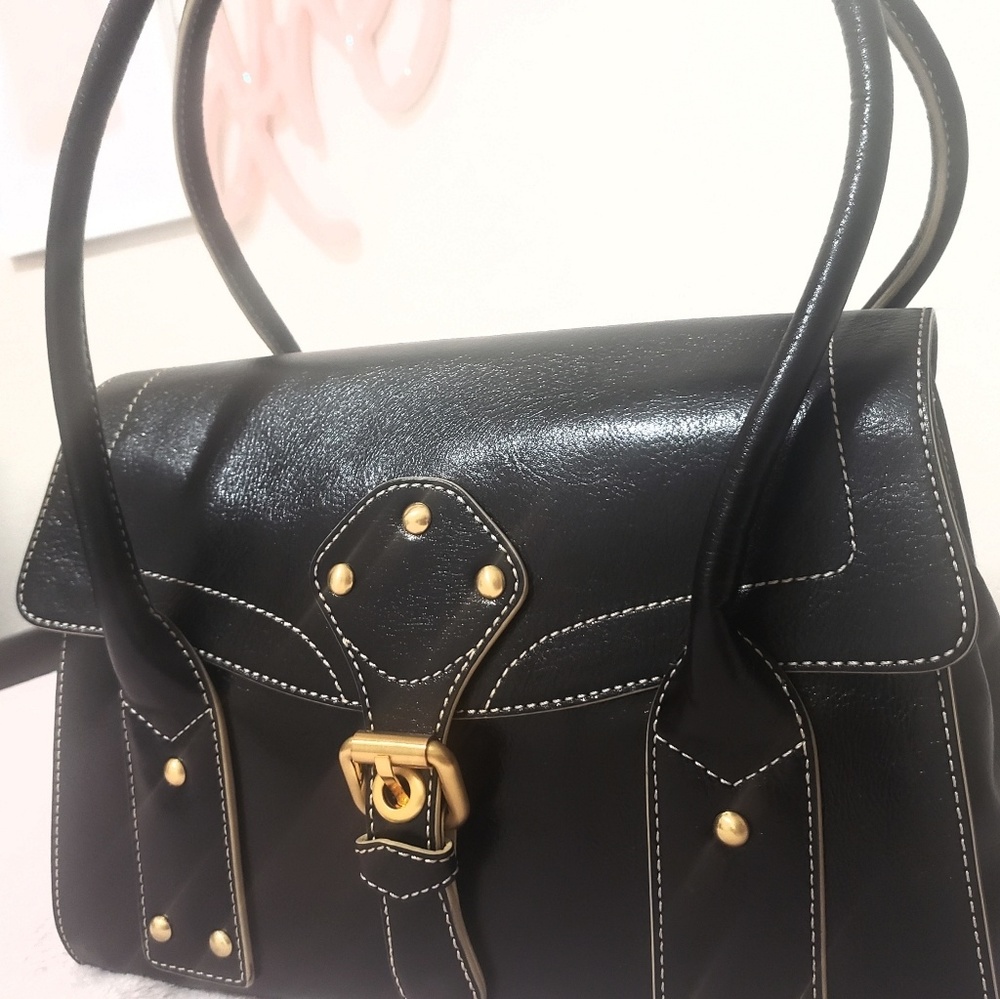 Maxx New York Designer new purse